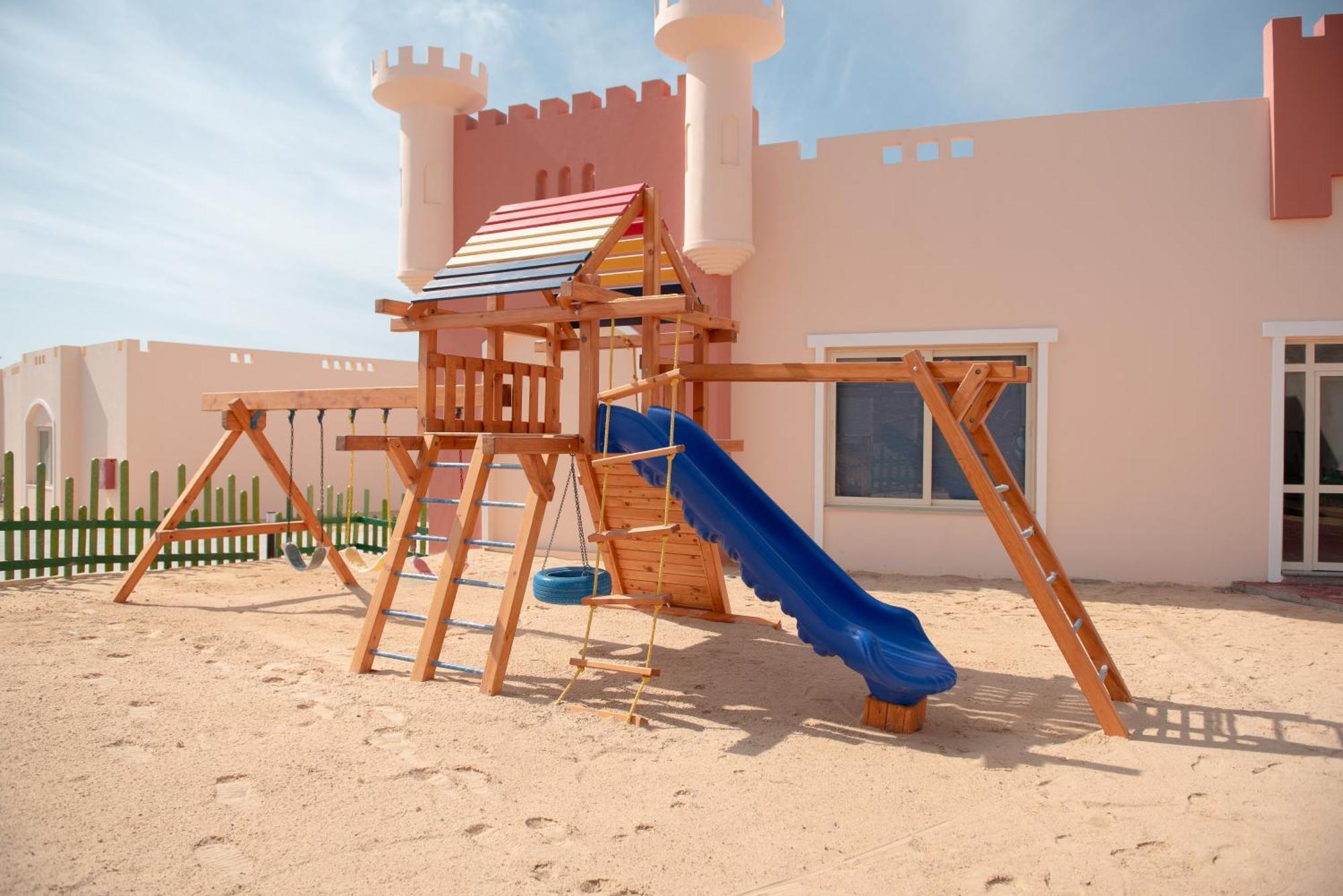 Oyster Bay Beach Resort Абу Дабаб Екстериор снимка