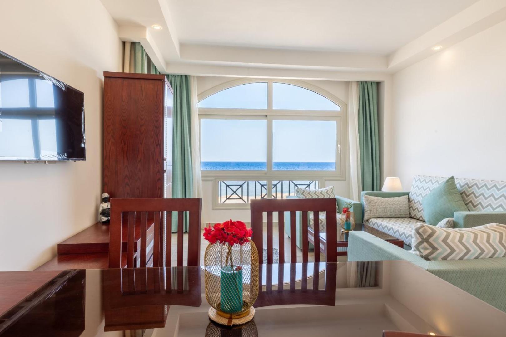 Oyster Bay Beach Resort Абу Дабаб Екстериор снимка