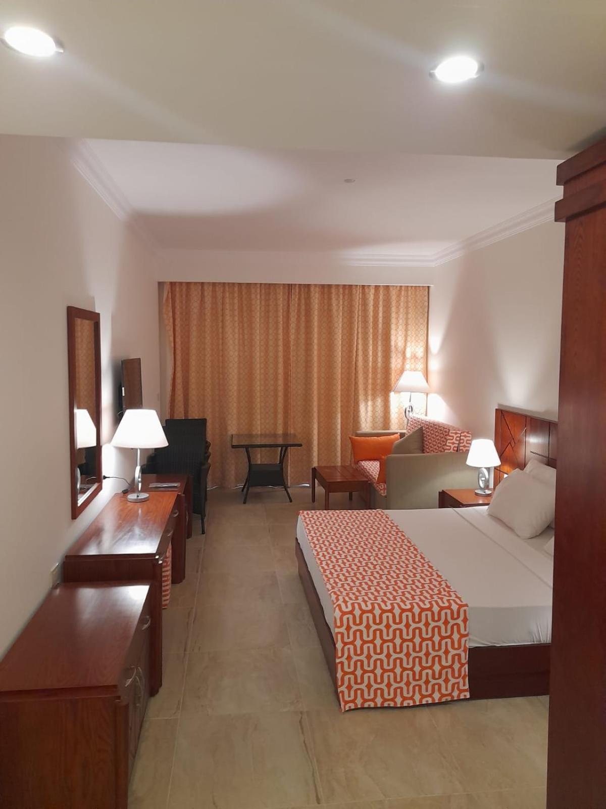 Oyster Bay Beach Resort Абу Дабаб Екстериор снимка
