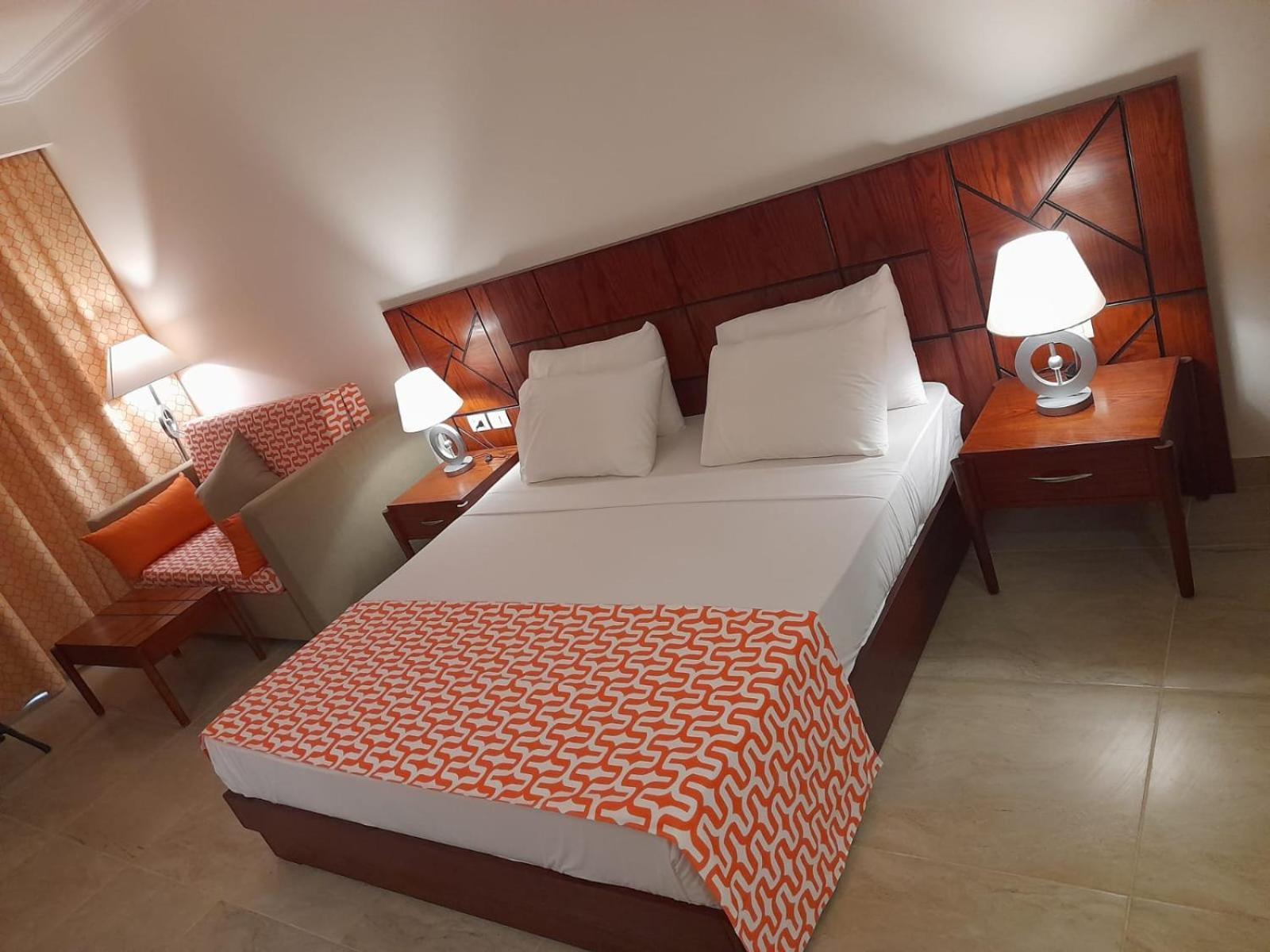 Oyster Bay Beach Resort Абу Дабаб Екстериор снимка